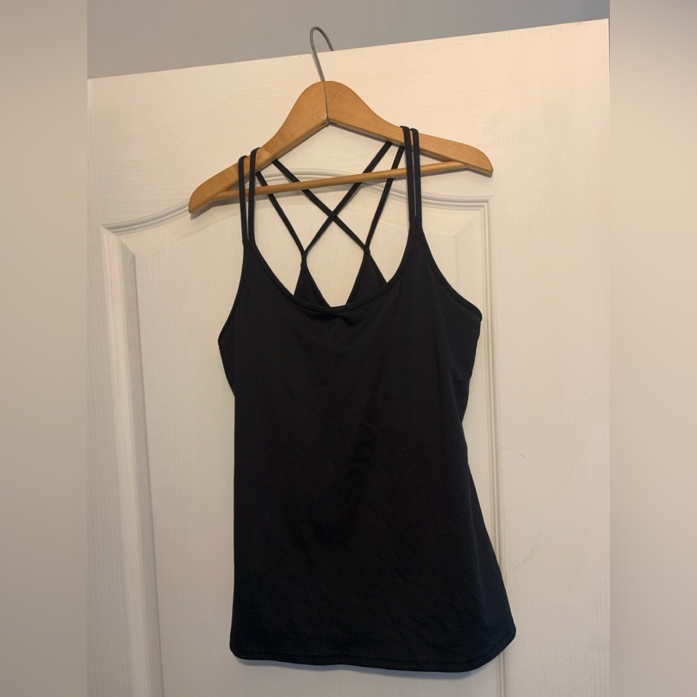 Old Navy Black Double Strap Loose Camisole - Built in breast support Activewear🩵